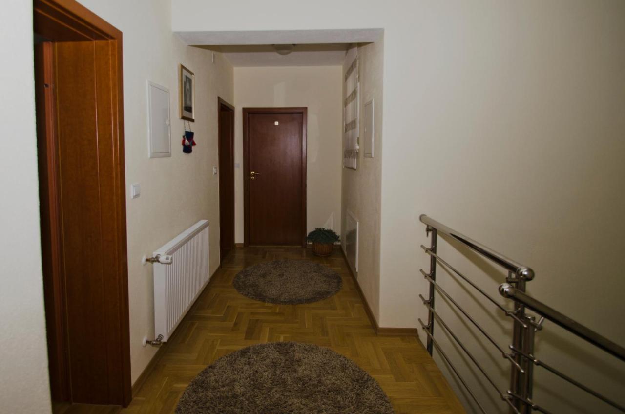 Rooms Leda Vrlika Dış mekan fotoğraf